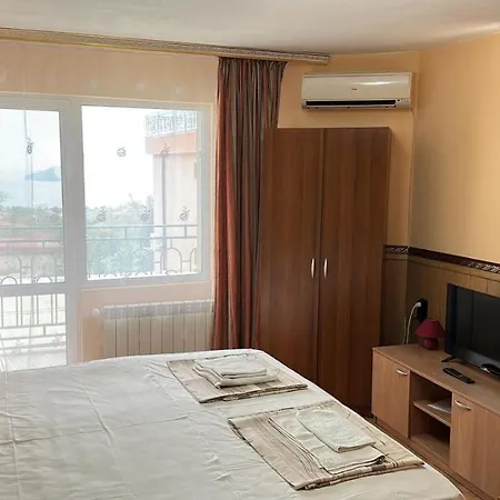 Hayat Ltd Hotel