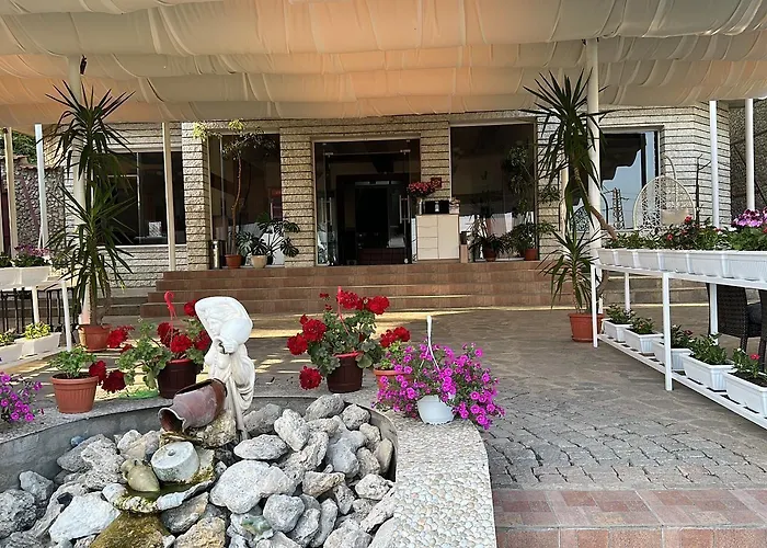 Hayat Ltd Szálloda *