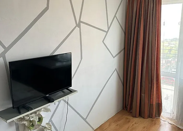 Hayat Ltd מלון *