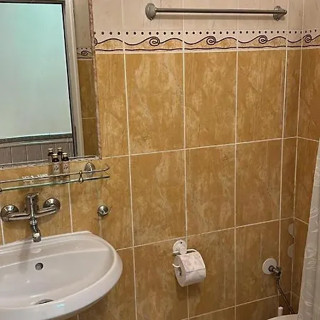 Hayat Ltd Hotel